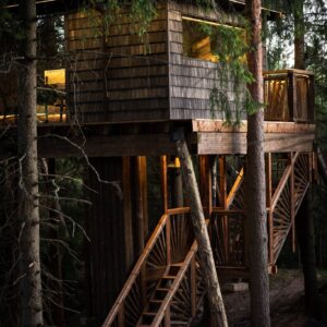 Peegelmaja "ILVES"